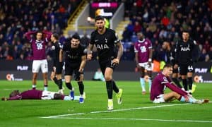 АПЛ. "Фулхэм" сўнгги дақиқаларда ғалабани илиб кетди. "Тоттенхэм"нинг марказий ҳимоячилари жамоасини мағлубиятдан сақлаб қолди 