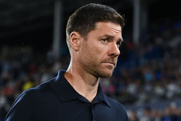 Алонсо АПЛ чемпиони билан музокаралар бошлади