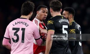 АПЛ. Жанговар кечган ўйинда "Манчестер Юнайтед" "Арсенал"дан устун келди