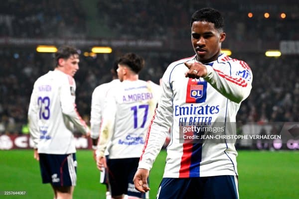 Лига 1. "Лион" голларга бой ўйинда ғалаба қозонди. Эндрикдан хет-трик!