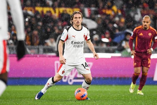 А Серия. Римдаги марказий тўқнашувда дуранг қайд этилди 