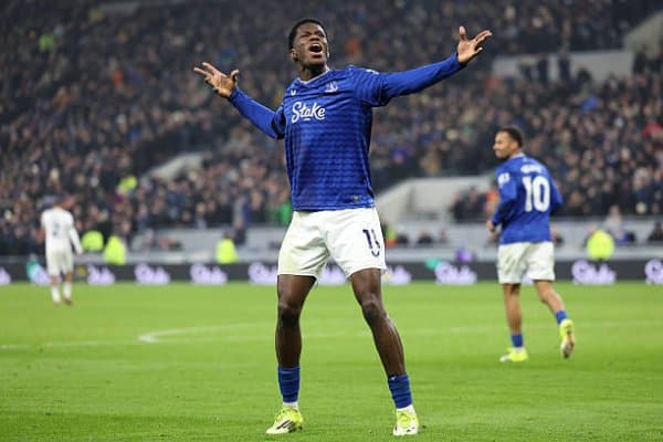 АПЛ. Турнинг сўнгги баҳсида дуранг қайд этилди 