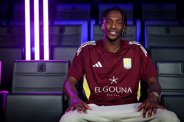 Тэмми Абрахам "Астон Вилла"га қайтди