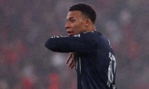 Мбаппе Роналдунинг рекордини уриб қўйди