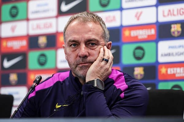 Ханс-Дитер Флик: "Ҳимояда жуда кўп гол ўтказиб юборяпмиз"