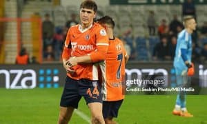 Супергол урган Шомуродов: Овора бўлма, барибир етолмайсан!