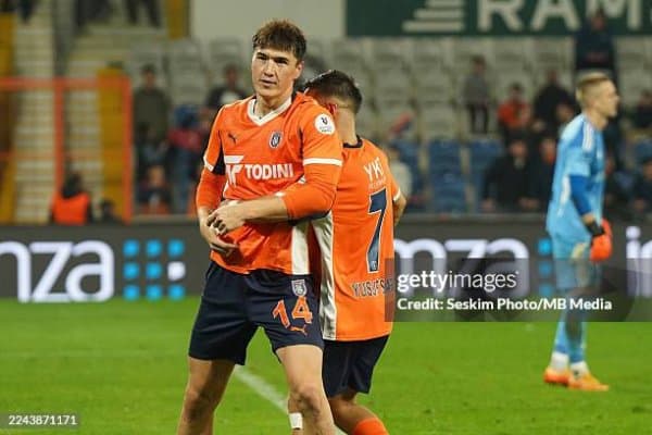 Супергол урган Шомуродов: Овора бўлма, барибир етолмайсан!