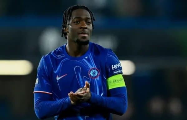 Суперклуб ўйнатмаган футболчи бошқа машҳур клубни танлади