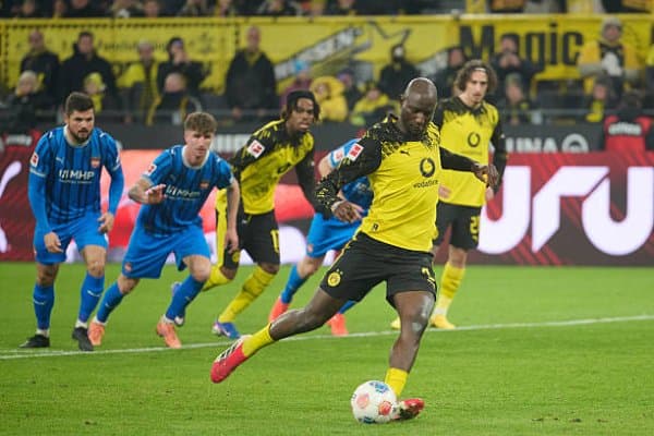 Бундеслига. "Боруссия Дортмунд" "Хайденхайм"ни мағлуб этди