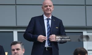 ФИФА раҳбари Россияга нисбатан қўйилган тақиқни бекор қилиш кераклигини айтди