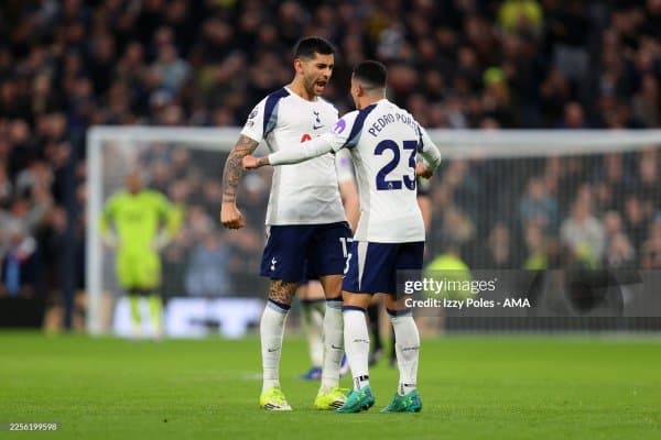 "Тоттенхэм" етакчиси ёзда жамоасини ўзгартирмоқчи