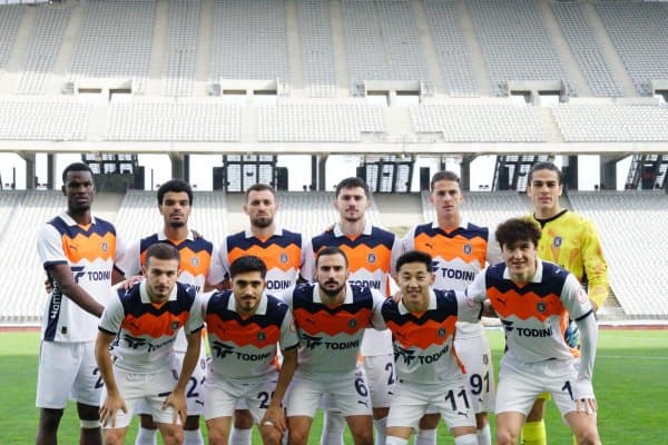 Шомуродов ва Файзуллаев гол урган учрашувда "Истанбул Башакшехир" йирик ҳисобда ғалаба қозонди