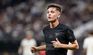 “Арсенал” ва “Челси” товон пули 100 миллион бўлган бразилиялик футбол учун курашишмоқда