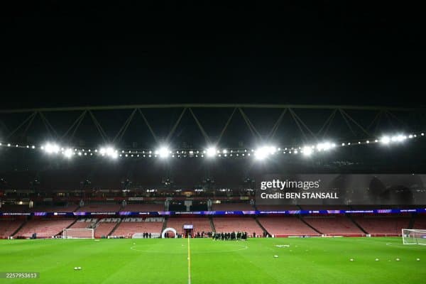 Қозоғистон клуби Альварес билан шартнома имзолади