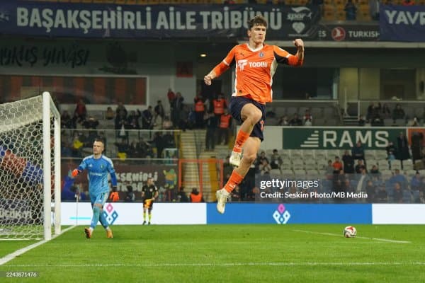 "Фенербаҳче" Шомуродов учун жиддий курашмоқда