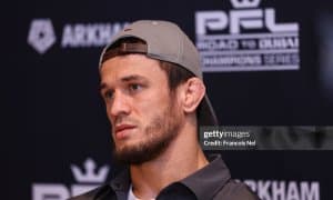 "PFL Road to Dubai" турнири: Усмон Нурмагомедов Альфи Дэвисдан оғирроқ чиқди
