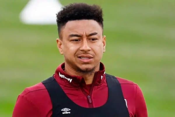 Бу юлдуз жамоамга яқинлашмасин!