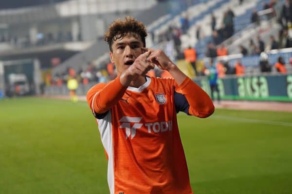 Шомуродовнинг "Фенербаҳче"га трансфери барбод бўлди