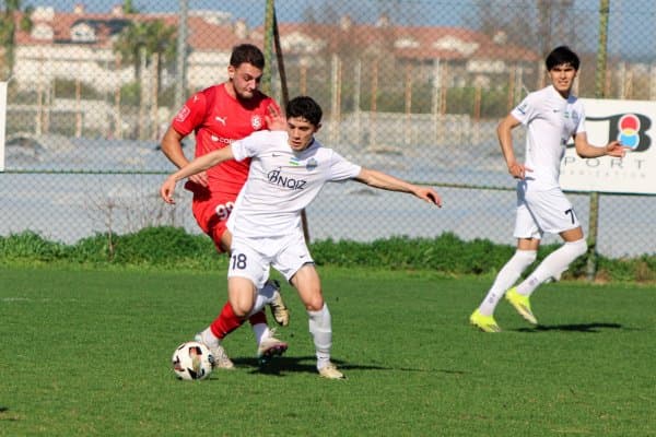 Ўртоқлик учрашуви. "Бухоро" Россиянинг клуби билан дуранг ўйнади