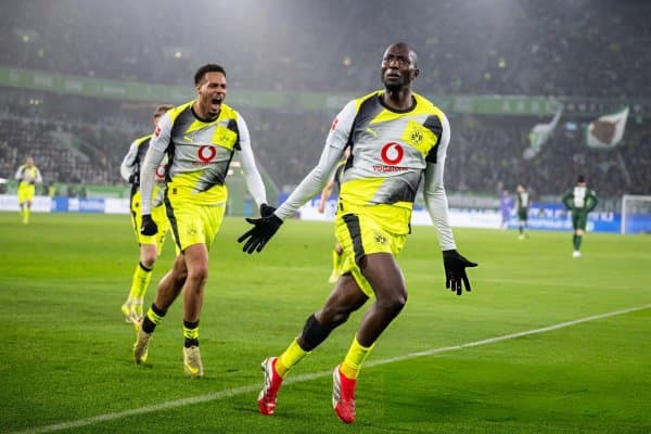 Бундеслига. "Боруссия" сўнгги дақиқаларда ғалабани илиб кетди