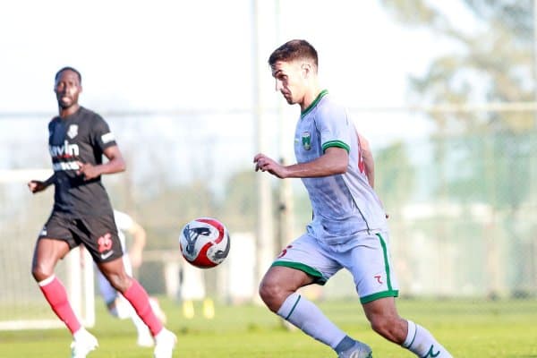 "Локомотив" ўртоқлик ўйинида Чехия клуби билан муроса йўлини танлади