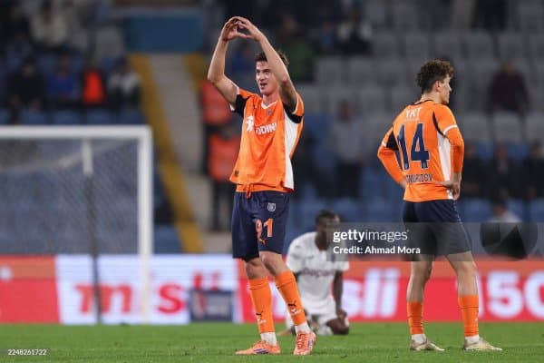 "Башакшеҳир"да янги юлдуз порламоқда!