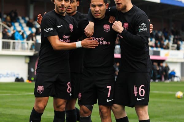 Озарбайжон чемпионати. Раҳмоналиев гол урган баҳсда "Сабаҳ" йирик ҳисобда ғалаба қозонди