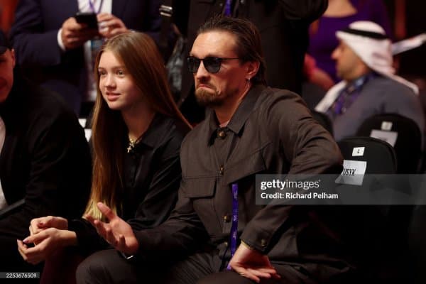 Америкалик боксчи: "Мен Александр Усикни ҳеч қандай муаммосиз нокаутга учратардим"