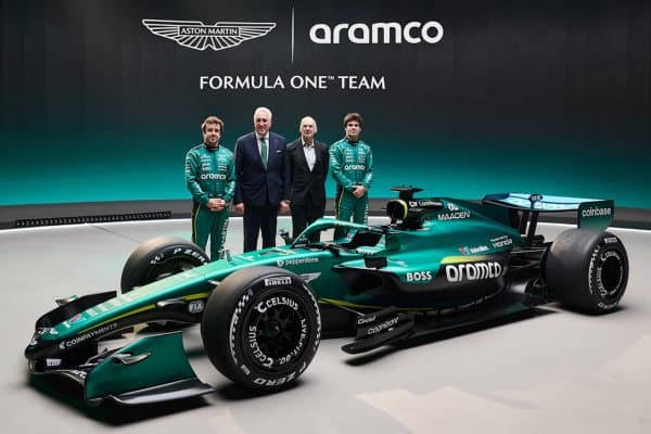 Формула-1. “Астон Мартин” мавсумолди тақдимотларни якунлаб берди