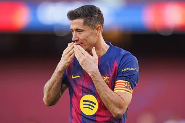 Бергкамп замонавий идеал ҳужумчиларни санади