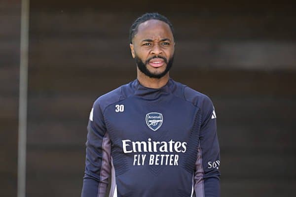 Рахим Стерлинг янги жамоа билан шартнома имзолади