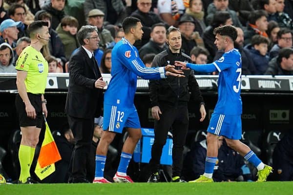 Арбелоа ўз футболчисини ортига қайтариб юборди