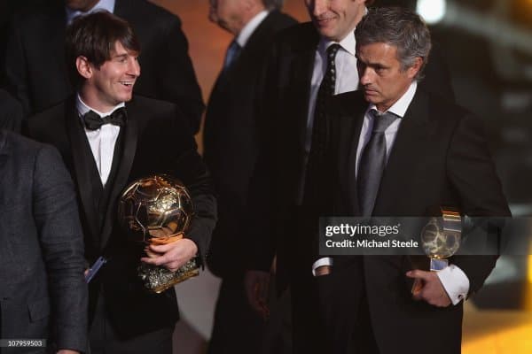 Моуриньо: "Мураббий сифатида ўсишимда унинг ҳиссаси катта"