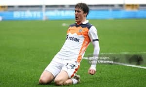 Элдор Шомуродовнинг ўйини Римда қизғин муҳокама қилинмоқда