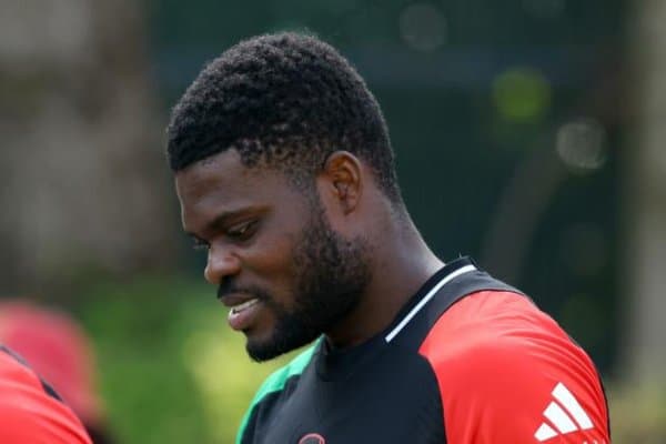 Машҳур футболчи тўрт аёлга нисбатан етти марта зўравонлик қилганликда айбланмоқда