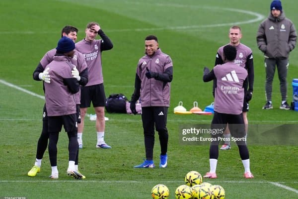 “Реал”нинг “Реал Сосьедад”га қарши учрашув учун кенгайтирилган таркиби маълум