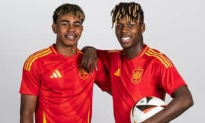 Машҳур юлдуз афсусда: Ўн йиллик шартнома тузиб, бекор қилибман!