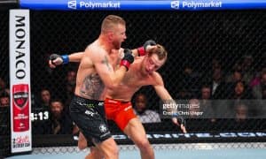 Илия Топурия Жастин Гэтжининг ўрнида бўлганида, биринчи раунддаёқ ўша "эркатой"ни янчиб ташларди