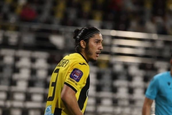 Иброҳимхалил Йўлдошевни яна "Нефтчи"да қолишига нима сабаб бўлди? Янги тактикага мослашув қийин эмасми? Футболчи суҳбатда нималарни айтди?