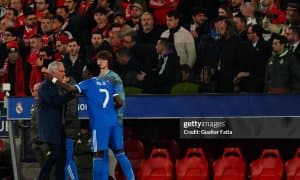 Моуриньо Винисиус Жуниорга танбеҳ берди