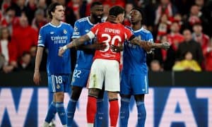 Снейдер: "Винисиуснинг ўрнида бўлганимда, Отамендига ЖЧни у учун Месси ютганини айтган бўлардим"