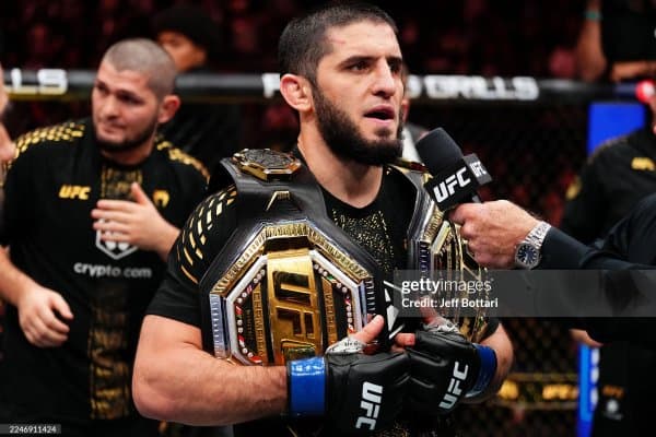 Ислом Махачев: "ММА жангчилари ва ҳақиқий мусулмонлар учун ўрнак бўлишга ҳаракат қиламан”