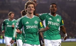 Суперҳужумчи бир ўйинда гол уриш бўйича учта рекорд ўрнатди