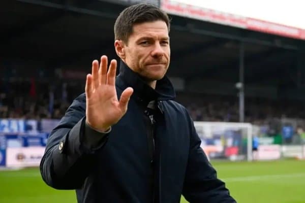 Хаби Алонсо машҳур клуб таклифини рад этди