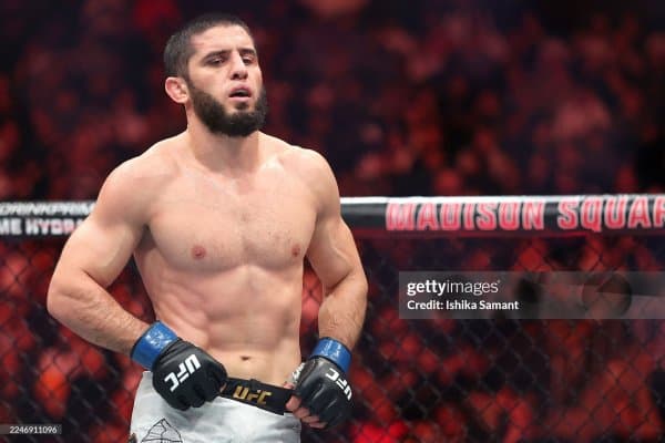 Ислом Махачев бўлажак рақибларига кескин гапларни айтди