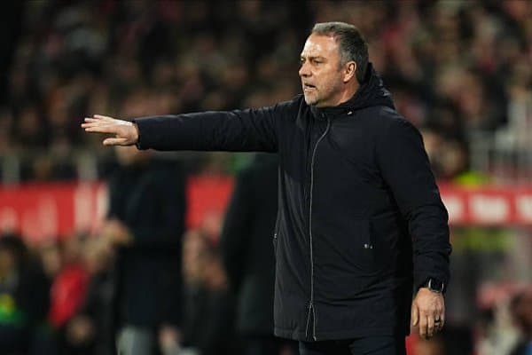 Флик "Барселона" услубини ўзгартирмоқчи эмас