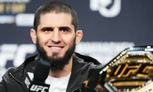 Ислом Махачев: "Арман Царукян билан грэпплинг бўйича беллашувимиз ҳам катта шов-шувга сабаб бўларди"