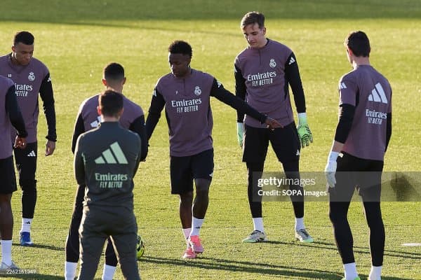 “Реал”нинг “Осасуна”га қарши учрашув учун кенгайтирилган таркиби маълум