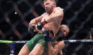 Хамзат Чимаев: "Дю Плесси билан юз марта жанг қилсам, юз марта ютаман"