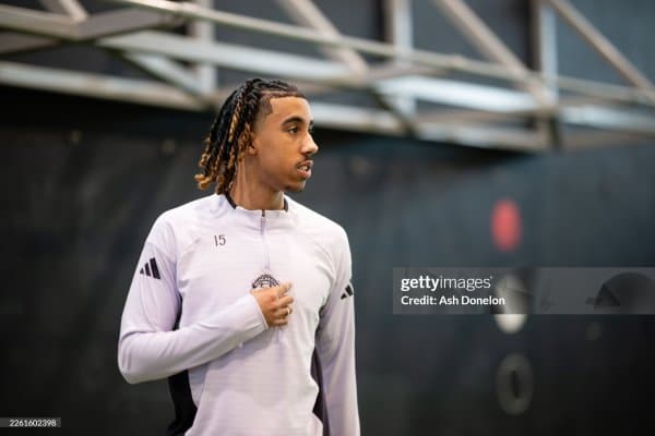 Лени Йоро олти ойга ҳайдовчилик ҳуқуқидан маҳрум этилди